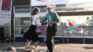 SwingtanzLindy Hop mit Antje und Heiko beim Bissendorfer Sonntag 2012 wwwtanzhaushoeperde [upl. by Karla]