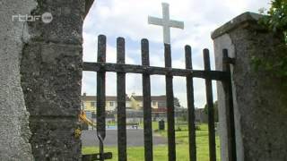 Irlande 800 cadavres de bébés dans la fosse septique dun couvent [upl. by Auqeenwahs195]