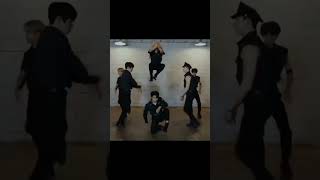 Районный прокурор🤣 kpop straykids skz stay яженемать [upl. by Driskill]