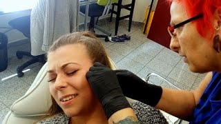 TRAGUS PIERCING  Bolest cena hojení Getting My Tragus Pierced  Pain level Price Healing [upl. by Aryc]