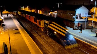 37405 and 56090 passing Helsby with snow ploughs [upl. by Pros]