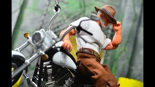 Mezco One12 Collective Old Man Logan review [upl. by Siurtemed]