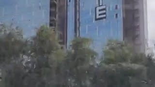 Saute graffiti bombing Skyscraper in Dubai [upl. by Chadburn]