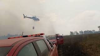 Compilación de HELICOPTERO APAGANDO INCENDIOS EN CORRIENTES 2022 [upl. by Cacia640]