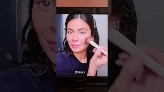 ASÍ es el MAQUILLAJE de KYLIE JENNER paso a paso para Vogue 💗✨ [upl. by Biles]