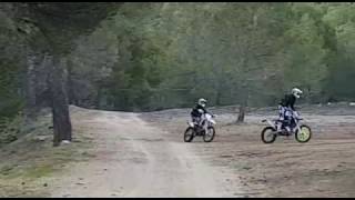 Motos enduro dañan el Monte de El Neveral [upl. by Lilhak]