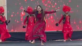 Beautiful Model  Best Bhangra dance Performance  Noor Dj Rayya  Punjabi Culture Group [upl. by Frendel542]