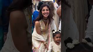 Shilpa Shetty teaches her children the importance of worship shortvideo [upl. by Eem]