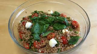 Insalata di Farro Ricetta Estiva Veloce [upl. by Berck]