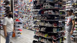 👟 El mercado más GRANDE BARATO y FAMOSO de TENIS en CDMX  Sneaker Calidad G5 en Tepito [upl. by Leyameg]