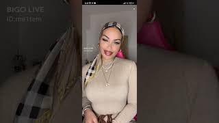 Melek Azad  Yatak Odasını Gösterdi Dağınık periscope live bigo live tango linda امراة جميلة new [upl. by Celinka]