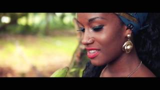 Afro Style  Fatima Clip Officiel Album On Est La Dans les Bacs [upl. by Nils]