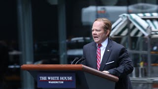 Watch Melissa McCarthy film her latest Sean Spicer impression [upl. by Bysshe]