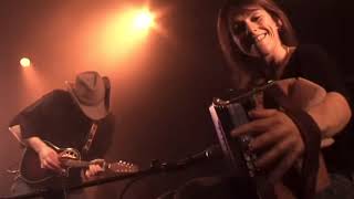 Mundy amp Sharon Shannon  Galway Girl  Live [upl. by Vincenty]