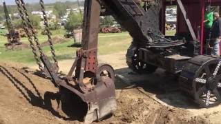 Largest Coal Fired Steam Shovel Operated by a 12 Year Old Girl [upl. by Yup]