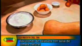 La receta Ravioles de calabaza con salsa de tomate natural pt1 201101103gp [upl. by Suirtimid766]