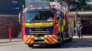 Glen Eden 641 and Ex Manukau 308 arriving at the Titirangi War Memorial Hall 18 October Titirangi [upl. by Carey]