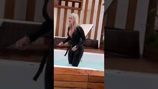 Broma tiro a cintia a la piscina 🤣🤣 humor funny [upl. by Heaps307]