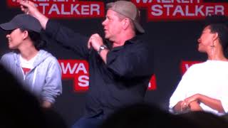 Walker Stalker London 2018 Panel Christian Serratos Michael Cudlitz and Sonequa MartinGreen [upl. by Amalbena]