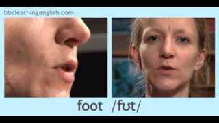 English Pronunciation 👄 Short vowel ʊ  ‘foot’ ‘put’ amp ‘good’ [upl. by Akiria295]