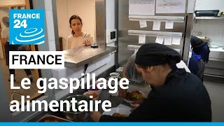 France  lutter contre le gaspillage alimentaire pour préserver la planète • FRANCE 24 [upl. by Iz392]