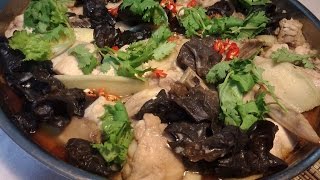 Steamed chicken with black fungus and ginger [upl. by Annatnom12]