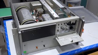 How an Atomic Clock Really Works Inside the HP 5061A Cesium Clock [upl. by Nnyloj611]