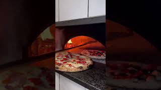 La vera pizza napoletana bologna pizza cibo pizzalover food italy fire cooking [upl. by Feeney]