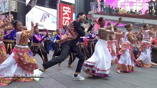 Diwali Times Square NYC with Mika Singh October 28 2023 Part 1 [upl. by Roselani335]