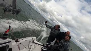 FIRST 27  SEASCAPE 27 BENETEAU Speed 173 KTS [upl. by Win740]