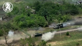 Bradley Duels BTR82 at VERY Close Range Near Sokil Must See Footage [upl. by Laroc]