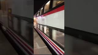 Renfe cercanías serie 450 entrando a la estación de Vallecas [upl. by Niatsirk129]