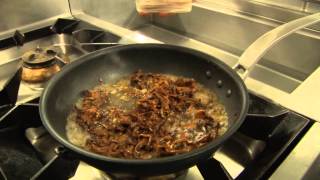 Recette professionnelle  Sauce aux girolles [upl. by Odine64]