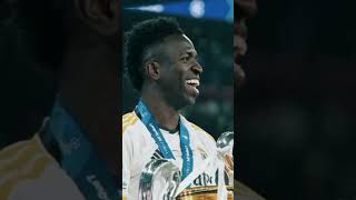 Vinicius junior partage le son de lartiste Camerounais Bad Nova [upl. by Hadley]