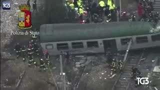 Incidente ferroviario a Pioltello le chiamate ai soccorsi Aiutateci il treno è deragliato [upl. by Nasia967]