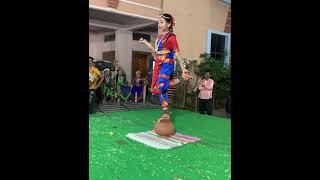 Vishwa Vishwani performed a dance balancing on a pot to the song Sivoham [upl. by Navada]