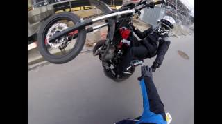 Winter Stunt Session  50ccm Wheelie  Crash  Beta RR 50  Valenti 50  Husqy 701 Ktm SMCR 690 [upl. by Dnomyar]