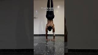 Wrist Warm Up Routine 🤝🏾 warmup calisthenics explore workout shorts [upl. by Ohce]