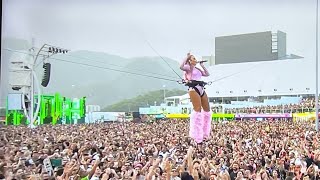 Ivete Sangalo cantando quotEvaquot e voandoflutuando no Rock in Rio 2024  200924 RockinRio [upl. by Ermina]