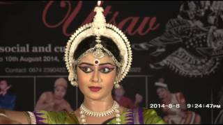 Kiye Lo Sajani by Aparupa Patnaik At Jhulana Utsav 2014 Konark [upl. by Ydnirb]