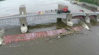 Sunken Barges at Mississippi Lock amp Dam no 11 [upl. by Sinnel]