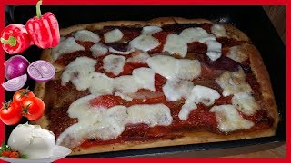 Focaccia con peperoni cipolla pomodori e mozzarella  Le Ricette di Zio Roberto [upl. by Teeter]