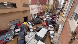 Alluvione Spagna oltre 150 morti  Porta a Porta 31102024 [upl. by Enitnelav]