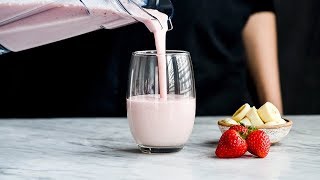 How to make the best Strawberry Banana Smoothie [upl. by Arrimat]