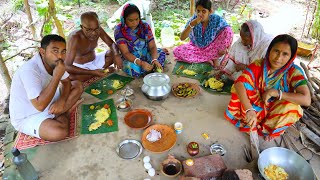 বর্ষায় খিচুড়ি খাওয়া  Easy and simple Bengali Khichuri recipe  Rainy season village lunch eating [upl. by Dorcea21]