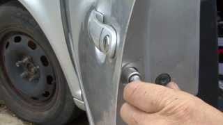 How to change your door lock in the Jetta [upl. by Anwahsal]