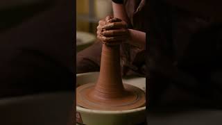 Centering the clay on the potters wheel [upl. by Seta]