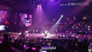 MAMA 2017 HK DNA fancam 20171201 [upl. by Narmi950]