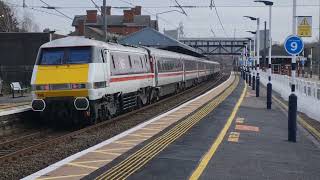 LNER Intercity 225 82225 and 91109  Sir Bobby Robson passing Grantham with a excellent tone [upl. by Mencher]