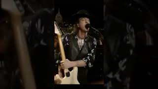 Smoothest Guitar Change EVER 🎸 🐐 bluesguitar guitar stevierayvaughan guitarist [upl. by Zorah349]